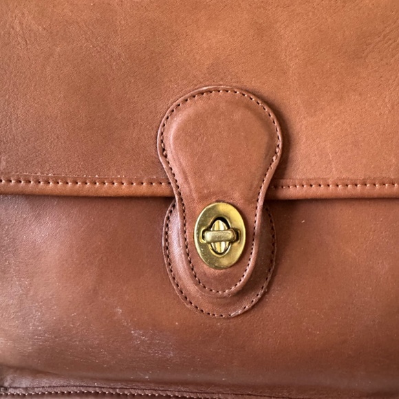 Vintage Coach Leather Willis Bag Purse - Picture 13 of 16